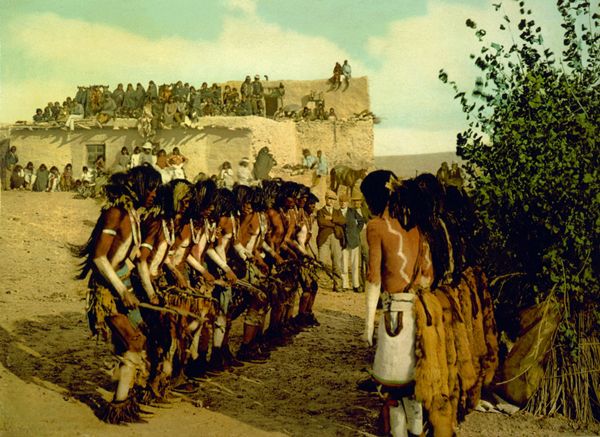 Antelope priests chanting at Kisi Moki snake dance, Hopi, Detroit Photographic, 1902 Antelope priests chanting at Kisi Moki snake dance, Hopi, Detroit Photographic, 1902