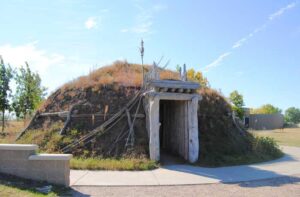 Hidatsa Lodge, Knife River, North Dakota. Photo by Kathy Alexander. Hidatsa Lodge, Knife River, North Dakota. Photo by Kathy Alexander.